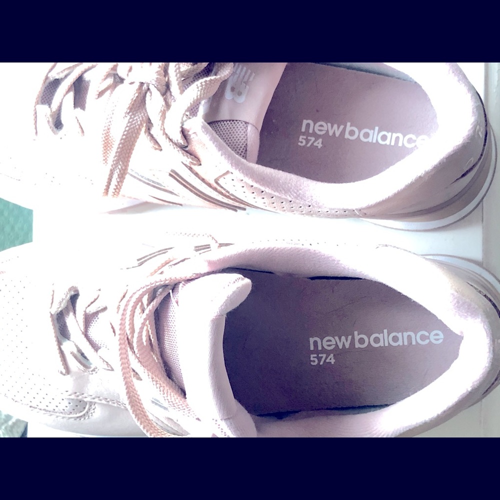New Balance Vintage Style Sneakers - Picture 5 of 6